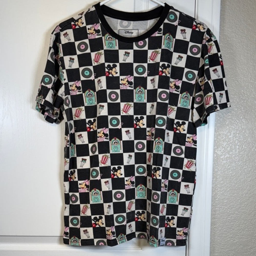 Loungefly Disney Mickey & Minnie Date Night Diner Checkered Unisex Gray T-Shirt